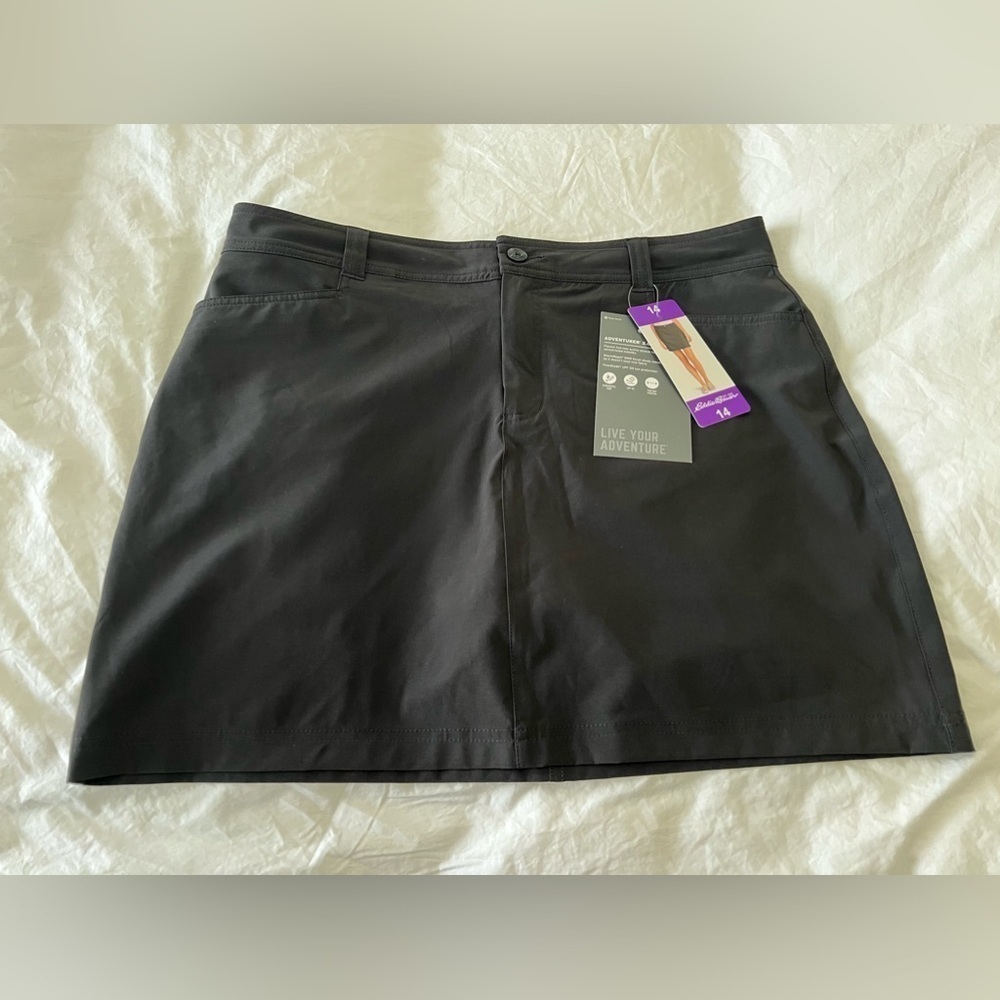 Eddie Bauer Women’s Size 14 Black Adventurer 2.0 Skort Golf Travel UPF 50 NWT